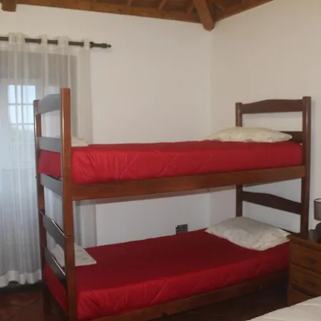بيت للعطل Golden House